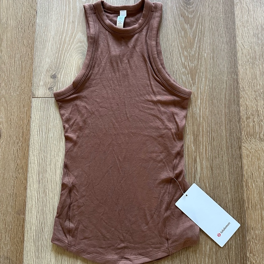 Lululemon Hold Tight Tank Top size 2 NWT